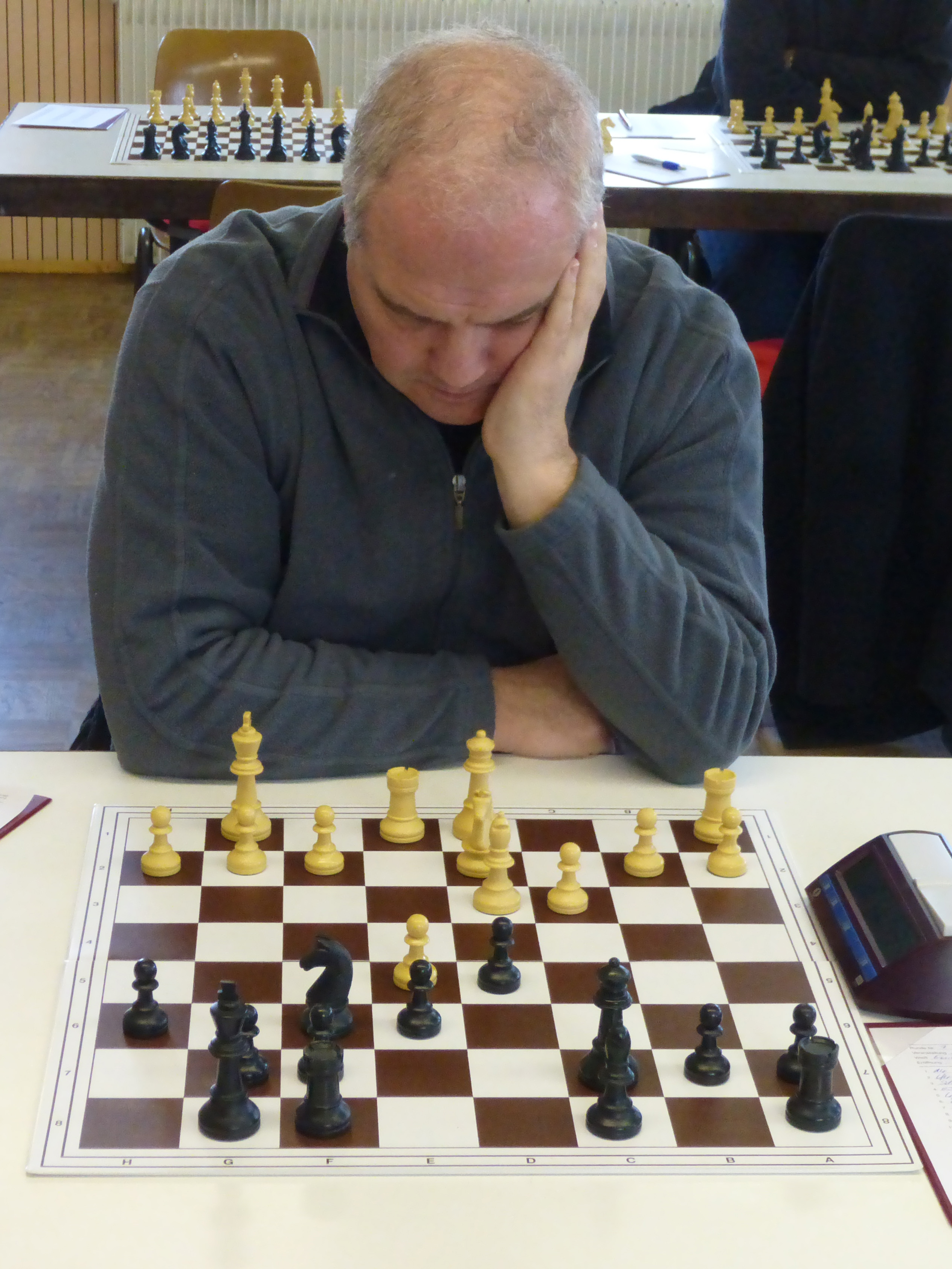 Jede Runde voll konzentriert: Bezirksmeister Joachim Guilliard vom SC Affalterbach