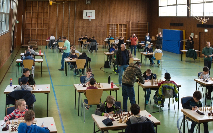k HalleWettkampfbeginnK