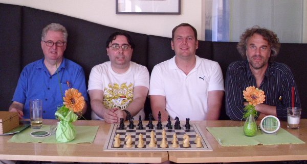Pokalsiegerteam2013-2270x1300